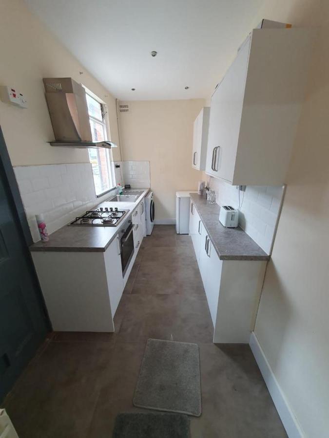 Bed & Breakfast 2 Bedroom House - Hopefield Road *